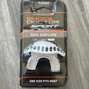 NWT Shock Doctor Sport Max Air Flow Mouth Guard Fang Design
